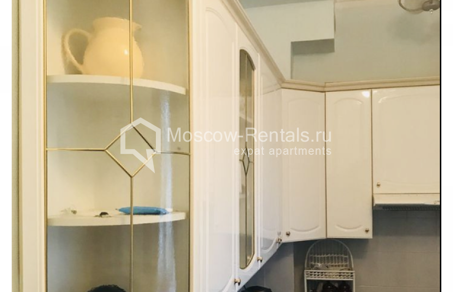Photo #11 3-room (2 BR) apartment for <a href="http://moscow-rentals.ru/en/articles/long-term-rent" target="_blank">a long-term</a> rent
 in Russia, Moscow, Sadovaya-Kudrinskaya str, 8/12