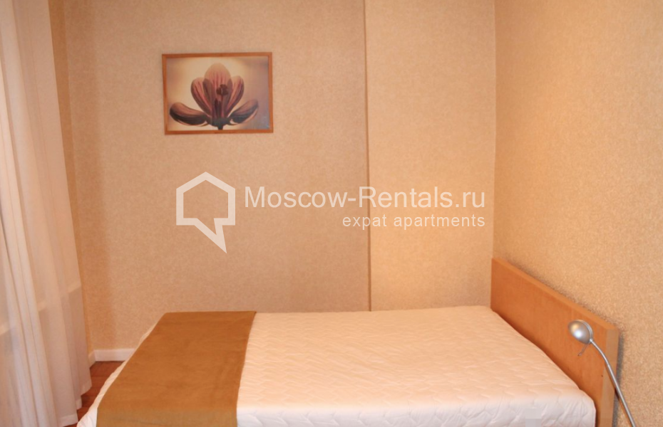 Photo #7 2-room (1 BR) apartment for <a href="http://moscow-rentals.ru/en/articles/long-term-rent" target="_blank">a long-term</a> rent
 in Russia, Moscow, Gazetnyi lane, 1/12