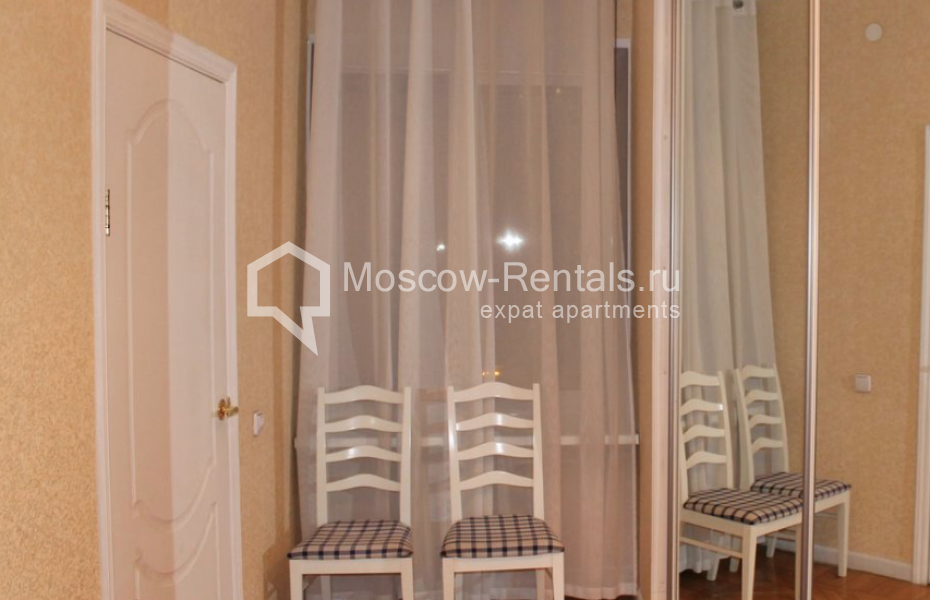 Photo #8 2-room (1 BR) apartment for <a href="http://moscow-rentals.ru/en/articles/long-term-rent" target="_blank">a long-term</a> rent
 in Russia, Moscow, Gazetnyi lane, 1/12
