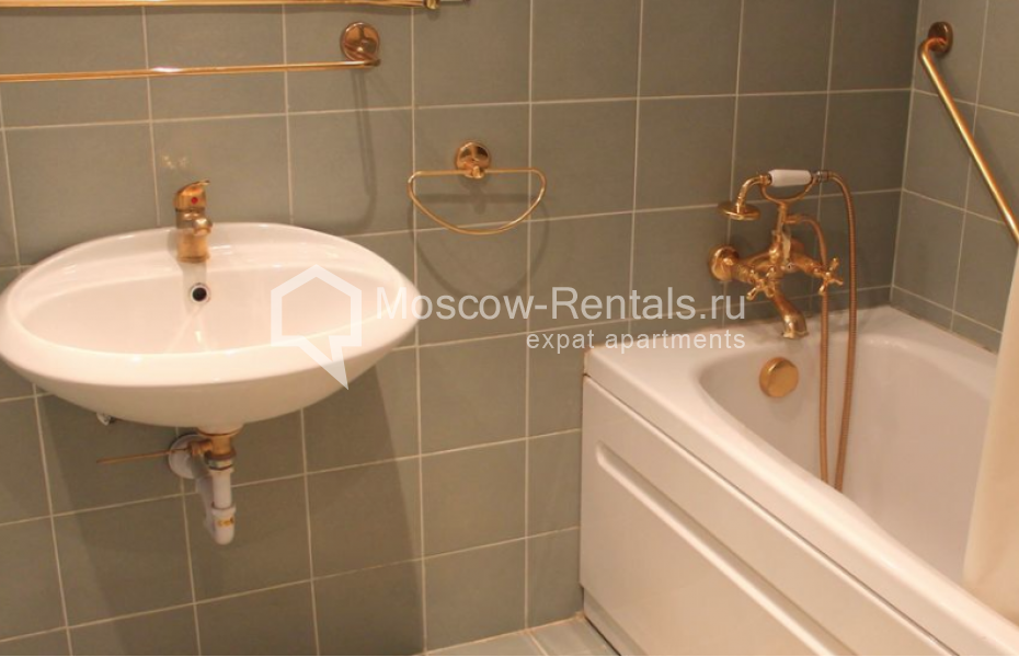 Photo #9 2-room (1 BR) apartment for <a href="http://moscow-rentals.ru/en/articles/long-term-rent" target="_blank">a long-term</a> rent
 in Russia, Moscow, Gazetnyi lane, 1/12