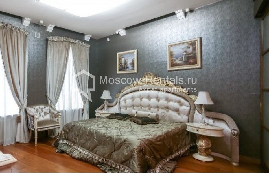 Photo #4 3-room (2 BR) apartment for <a href="http://moscow-rentals.ru/en/articles/long-term-rent" target="_blank">a long-term</a> rent
 in Russia, Moscow, Rozhdestvenskyi blv, 17