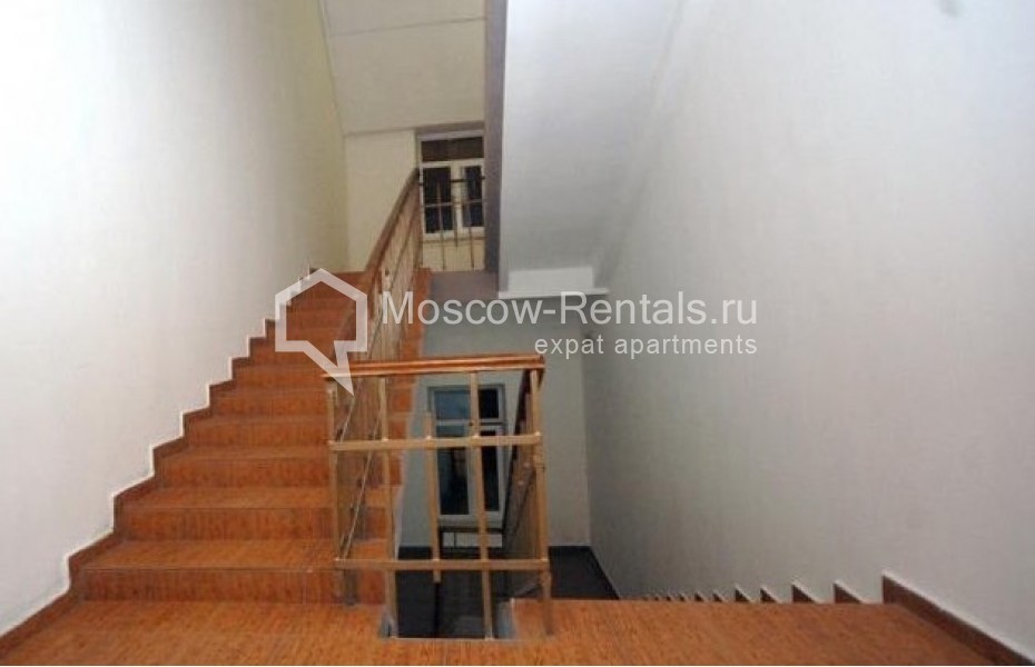 Photo #9 3-room (2 BR) apartment for <a href="http://moscow-rentals.ru/en/articles/long-term-rent" target="_blank">a long-term</a> rent
 in Russia, Moscow, Merzlyakovskyi lane, 13