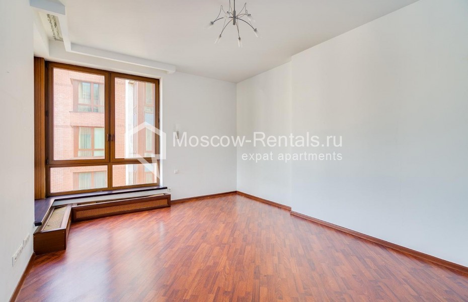 Photo #12 6-room (5 BR) apartment for <a href="http://moscow-rentals.ru/en/articles/long-term-rent" target="_blank">a long-term</a> rent
 in Russia, Moscow, 1st Zachatievskyi lane, 5