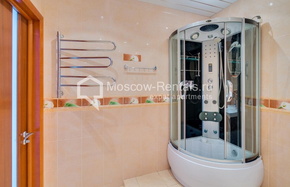 Photo #17 6-room (5 BR) apartment for <a href="http://moscow-rentals.ru/en/articles/long-term-rent" target="_blank">a long-term</a> rent
 in Russia, Moscow, 1st Zachatievskyi lane, 5