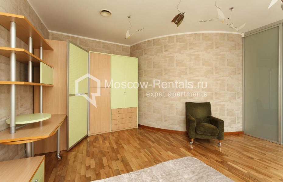 Photo #13 6-room (5 BR) apartment for <a href="http://moscow-rentals.ru/en/articles/long-term-rent" target="_blank">a long-term</a> rent
 in Russia, Moscow, Plyushchikha str, 22