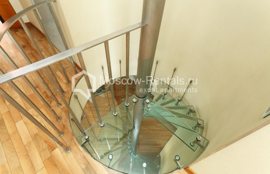 Photo #28 6-room (5 BR) apartment for <a href="http://moscow-rentals.ru/en/articles/long-term-rent" target="_blank">a long-term</a> rent
 in Russia, Moscow, Plyushchikha str, 22