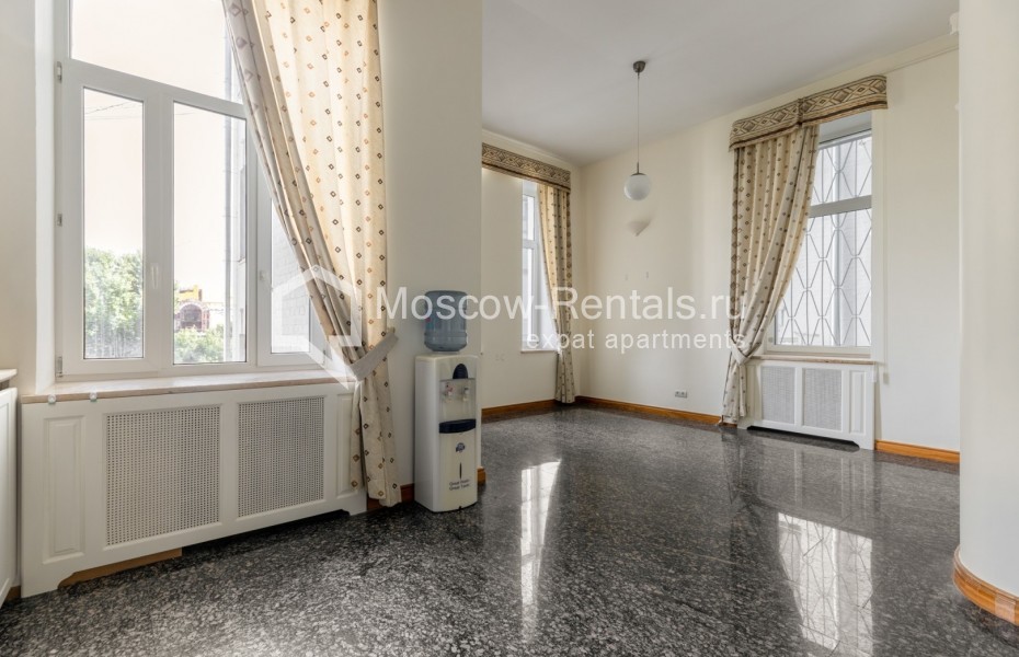 Photo #6 6-room (5 BR) apartment for <a href="http://moscow-rentals.ru/en/articles/long-term-rent" target="_blank">a long-term</a> rent
 in Russia, Moscow, Povarskaya str, 20