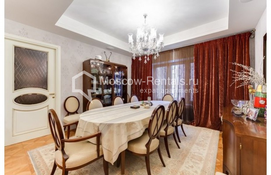 Photo #6 6-room (5 BR) apartment for <a href="http://moscow-rentals.ru/en/articles/long-term-rent" target="_blank">a long-term</a> rent
 in Russia, Moscow, M. Patriarshi lane, 5С2