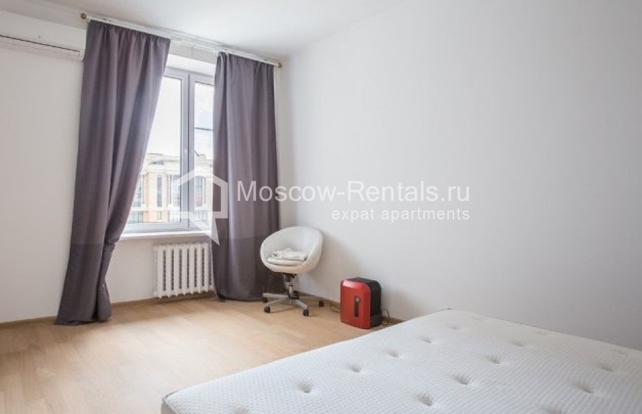 Photo #7 4-room (3 BR) apartment for <a href="http://moscow-rentals.ru/en/articles/long-term-rent" target="_blank">a long-term</a> rent
 in Russia, Moscow, B. Afanasievskyi lane, 39
