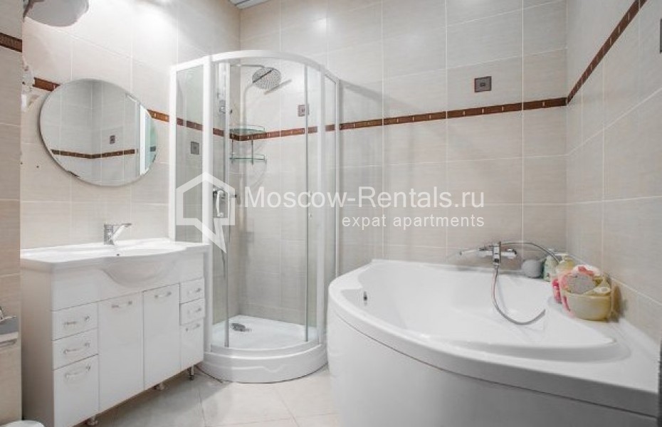 Photo #13 4-room (3 BR) apartment for <a href="http://moscow-rentals.ru/en/articles/long-term-rent" target="_blank">a long-term</a> rent
 in Russia, Moscow, B. Afanasievskyi lane, 39