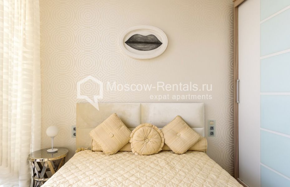 Photo #16 6-room (5 BR) apartment for <a href="http://moscow-rentals.ru/en/articles/long-term-rent" target="_blank">a long-term</a> rent
 in Russia, Moscow, Prechistinka str, 27