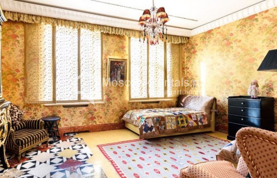 Photo #22 6-room (5 BR) apartment for <a href="http://moscow-rentals.ru/en/articles/long-term-rent" target="_blank">a long-term</a> rent
 in Russia, Moscow, Prechistinka str, 27