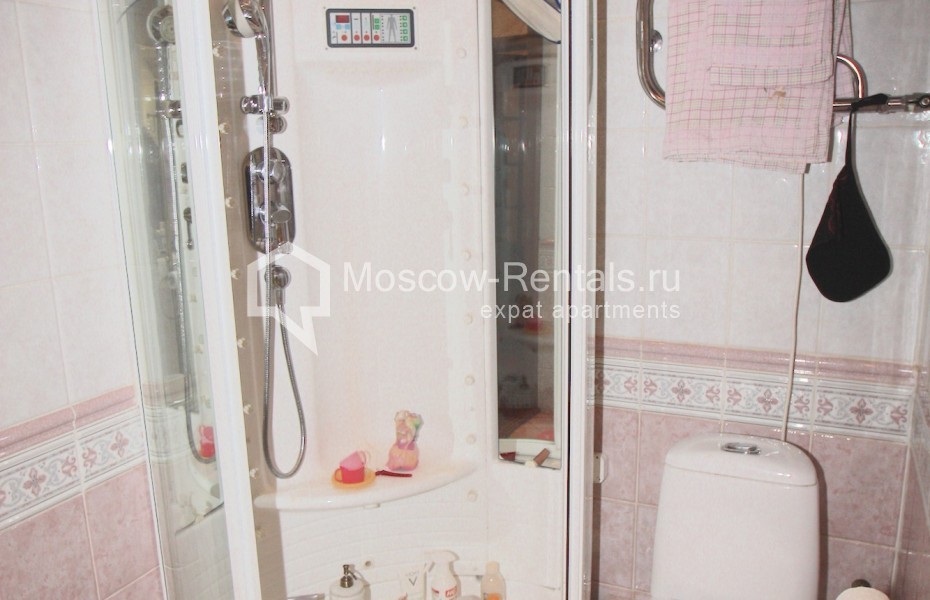 Photo #8 3-room (2 BR) apartment for <a href="http://moscow-rentals.ru/en/articles/long-term-rent" target="_blank">a long-term</a> rent
 in Russia, Moscow, Ostroumovskaya str, 10 bld 2