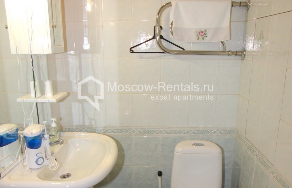 Photo #9 3-room (2 BR) apartment for <a href="http://moscow-rentals.ru/en/articles/long-term-rent" target="_blank">a long-term</a> rent
 in Russia, Moscow, Ostroumovskaya str, 10 bld 2