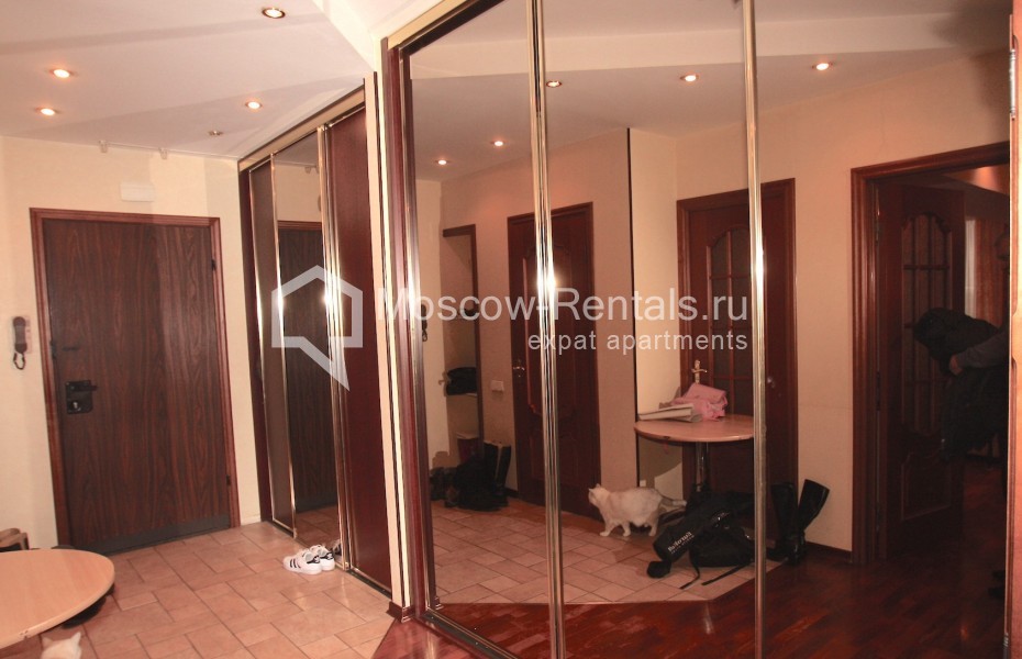 Photo #7 3-room (2 BR) apartment for <a href="http://moscow-rentals.ru/en/articles/long-term-rent" target="_blank">a long-term</a> rent
 in Russia, Moscow, Ostroumovskaya str, 10 bld 2