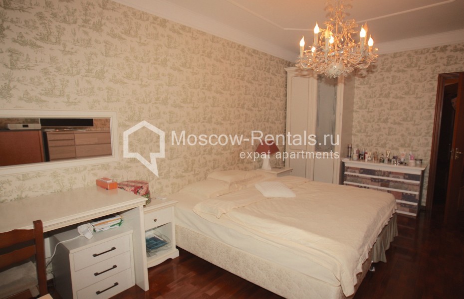 Photo #3 3-room (2 BR) apartment for <a href="http://moscow-rentals.ru/en/articles/long-term-rent" target="_blank">a long-term</a> rent
 in Russia, Moscow, Ostroumovskaya str, 10 bld 2