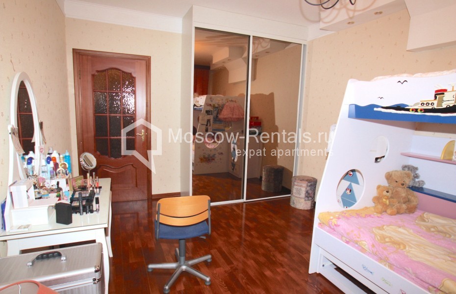 Photo #5 3-room (2 BR) apartment for <a href="http://moscow-rentals.ru/en/articles/long-term-rent" target="_blank">a long-term</a> rent
 in Russia, Moscow, Ostroumovskaya str, 10 bld 2