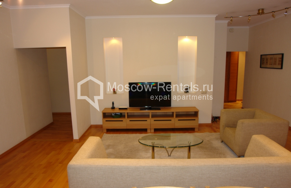 Photo #3 4-room (3 BR) apartment for <a href="http://moscow-rentals.ru/en/articles/long-term-rent" target="_blank">a long-term</a> rent
 in Russia, Moscow, 2nd Shchemilovskyi lane, 4