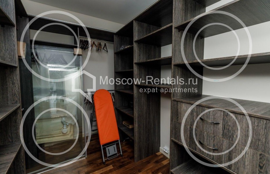 Photo #6 2-room (1 BR) apartment for <a href="http://moscow-rentals.ru/en/articles/long-term-rent" target="_blank">a long-term</a> rent
 in Russia, Moscow, Presnenskaya emb, 8с1
