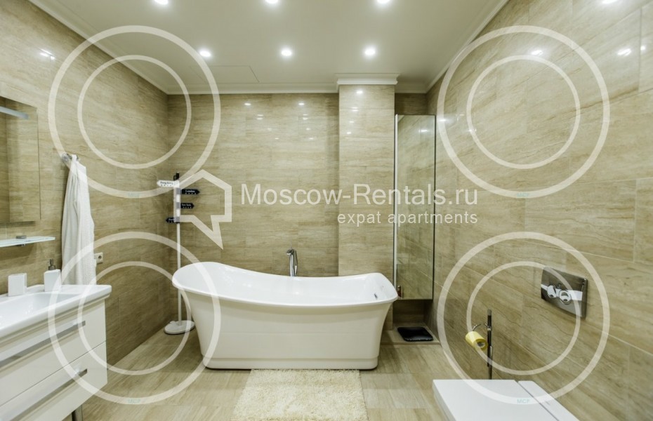 Photo #8 2-room (1 BR) apartment for <a href="http://moscow-rentals.ru/en/articles/long-term-rent" target="_blank">a long-term</a> rent
 in Russia, Moscow, Presnenskaya emb., 8с1