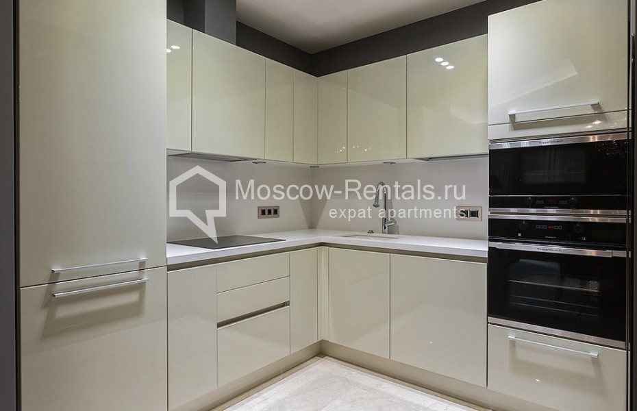 Photo #4 2-room (1 BR) apartment for <a href="http://moscow-rentals.ru/en/articles/long-term-rent" target="_blank">a long-term</a> rent
 in Russia, Moscow, 1st Krasnogvardeiskyi pr, 15