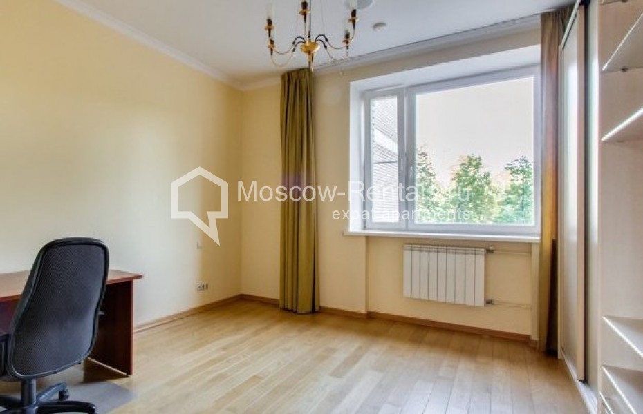 Photo #6 4-room (3 BR) apartment for <a href="http://moscow-rentals.ru/en/articles/long-term-rent" target="_blank">a long-term</a> rent
 in Russia, Moscow, Udaltsova str, 69