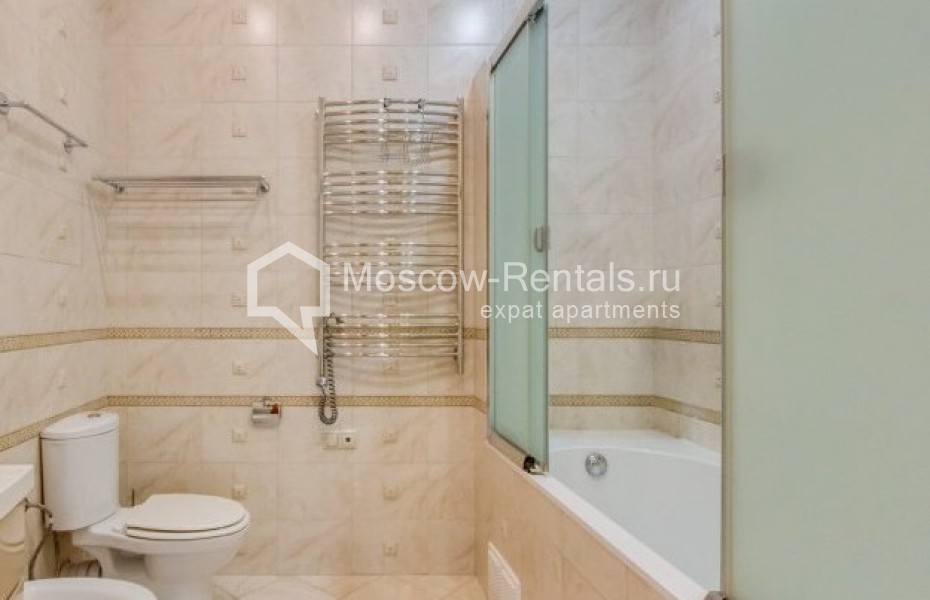 Photo #10 4-room (3 BR) apartment for <a href="http://moscow-rentals.ru/en/articles/long-term-rent" target="_blank">a long-term</a> rent
 in Russia, Moscow, Udaltsova str, 69