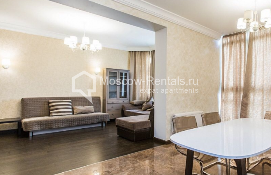 Photo #1 4-room (3 BR) apartment for <a href="http://moscow-rentals.ru/en/articles/long-term-rent" target="_blank">a long-term</a> rent
 in Russia, Moscow, Lomonosovskyi prosp, 25 к 5