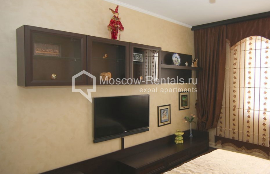 Photo #8 5-room (4 BR) apartment for <a href="http://moscow-rentals.ru/en/articles/long-term-rent" target="_blank">a long-term</a> rent
 in Russia, Moscow, Michurinskyi prosp, 19 К 3