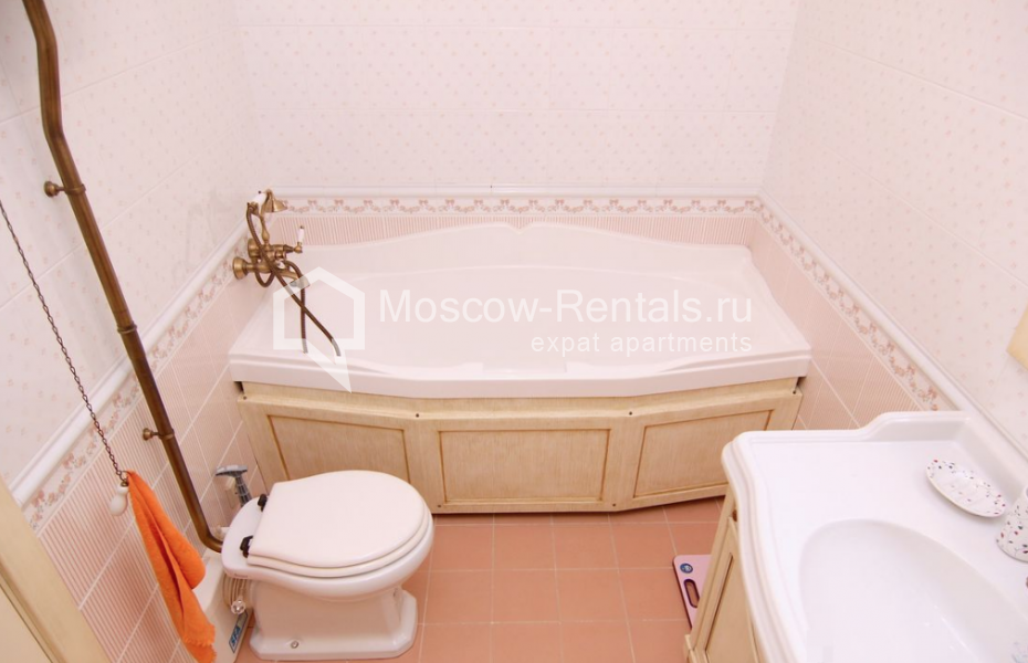 Photo #9 5-room (4 BR) apartment for <a href="http://moscow-rentals.ru/en/articles/long-term-rent" target="_blank">a long-term</a> rent
 in Russia, Moscow, Michurinskyi prosp, 19 К 3