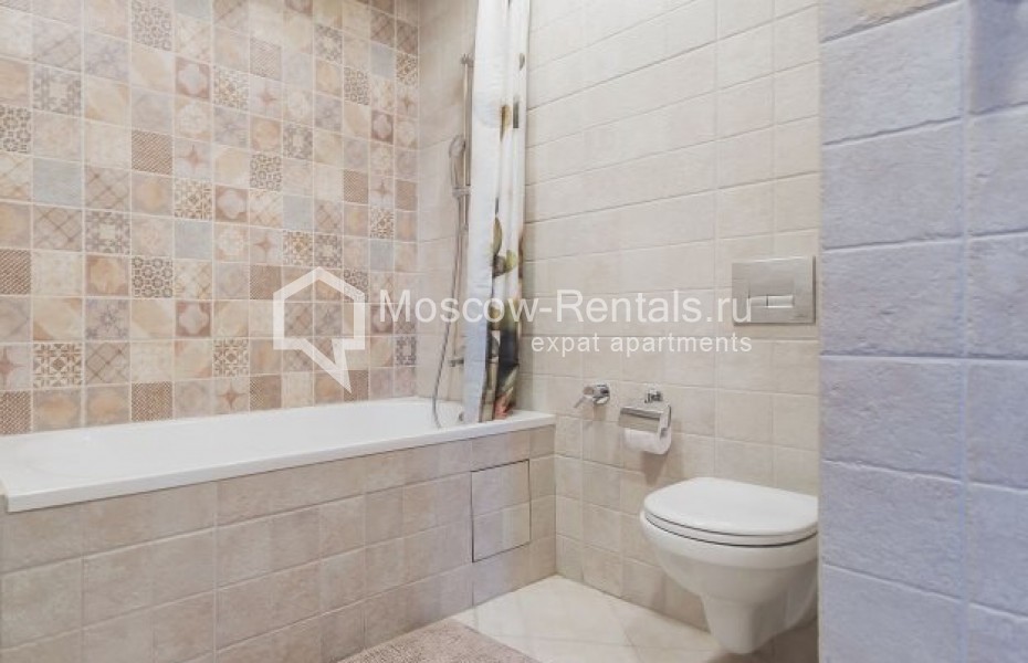 Photo #11 4-room (3 BR) apartment for <a href="http://moscow-rentals.ru/en/articles/long-term-rent" target="_blank">a long-term</a> rent
 in Russia, Moscow, Udaltsova str, 81
