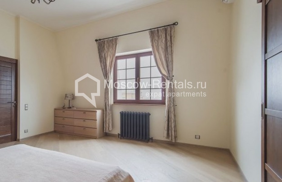 Photo #8 4-room (3 BR) apartment for <a href="http://moscow-rentals.ru/en/articles/long-term-rent" target="_blank">a long-term</a> rent
 in Russia, Moscow, Udaltsova str, 81
