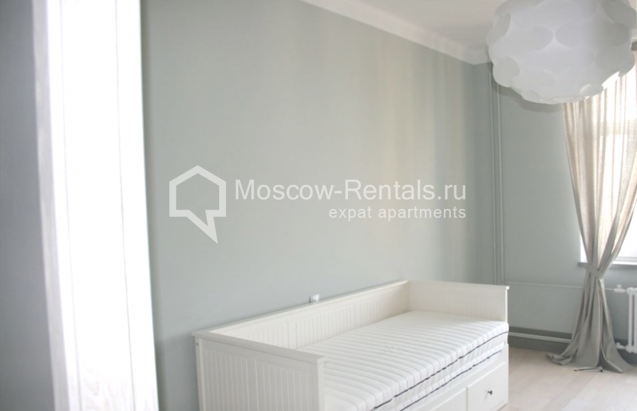 Photo #16 4-room (3 BR) apartment for <a href="http://moscow-rentals.ru/en/articles/long-term-rent" target="_blank">a long-term</a> rent
 in Russia, Moscow, Lomonosovskyi prosp, 29 к1