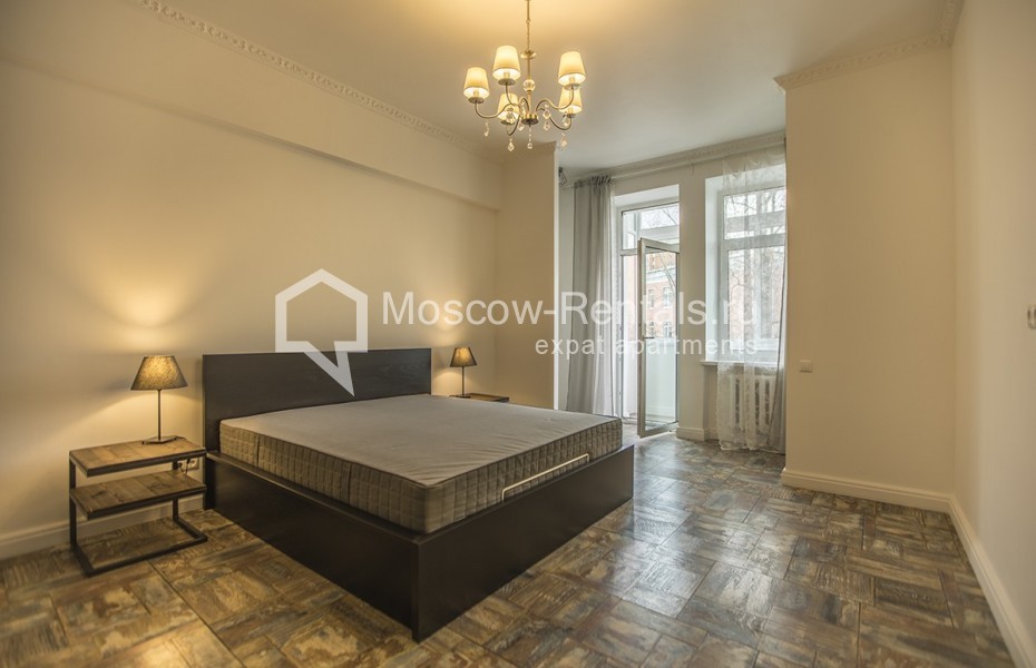 Photo #7 3-room (2 BR) apartment for <a href="http://moscow-rentals.ru/en/articles/long-term-rent" target="_blank">a long-term</a> rent
 in Russia, Moscow, Novozavodskaya str., 21