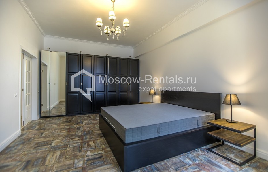 Photo #8 3-room (2 BR) apartment for <a href="http://moscow-rentals.ru/en/articles/long-term-rent" target="_blank">a long-term</a> rent
 in Russia, Moscow, Novozavodskaya str., 21