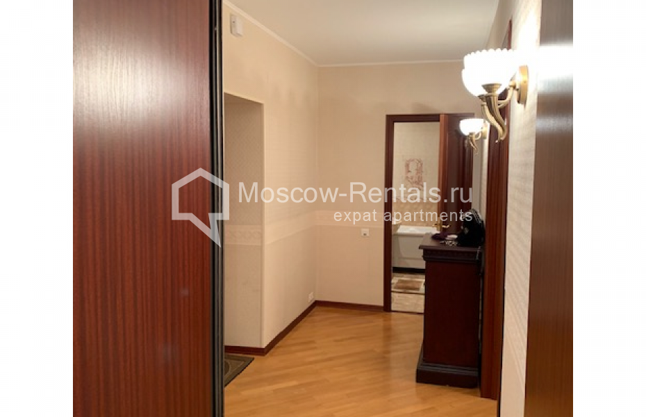 Photo #13 2-room (1 BR) apartment for <a href="http://moscow-rentals.ru/en/articles/long-term-rent" target="_blank">a long-term</a> rent
 in Russia, Moscow, Chernyakhovskogo str, 2