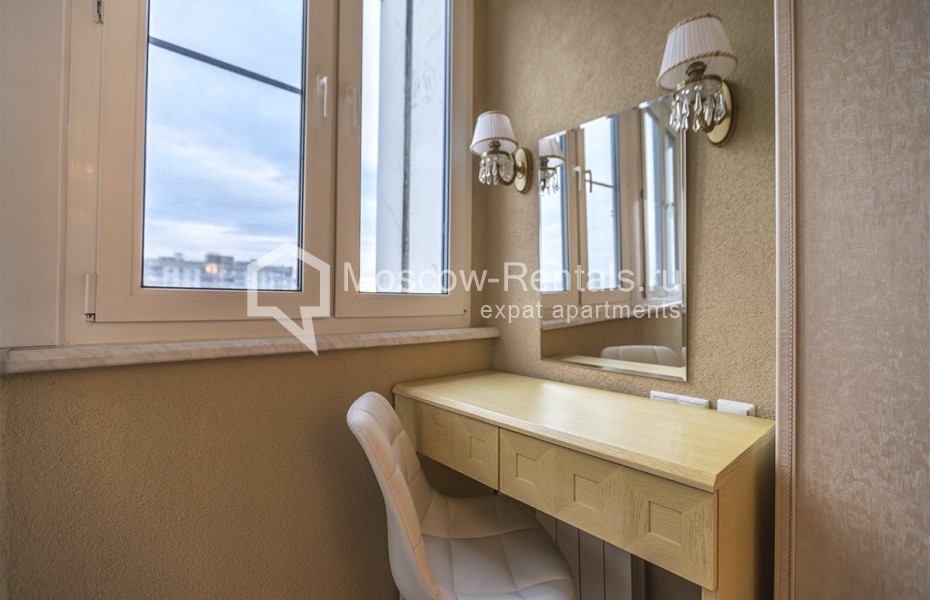 Photo #6 3-room (2 BR) apartment for <a href="http://moscow-rentals.ru/en/articles/long-term-rent" target="_blank">a long-term</a> rent
 in Russia, Moscow, Kastanaevskaya str, 45 к 2