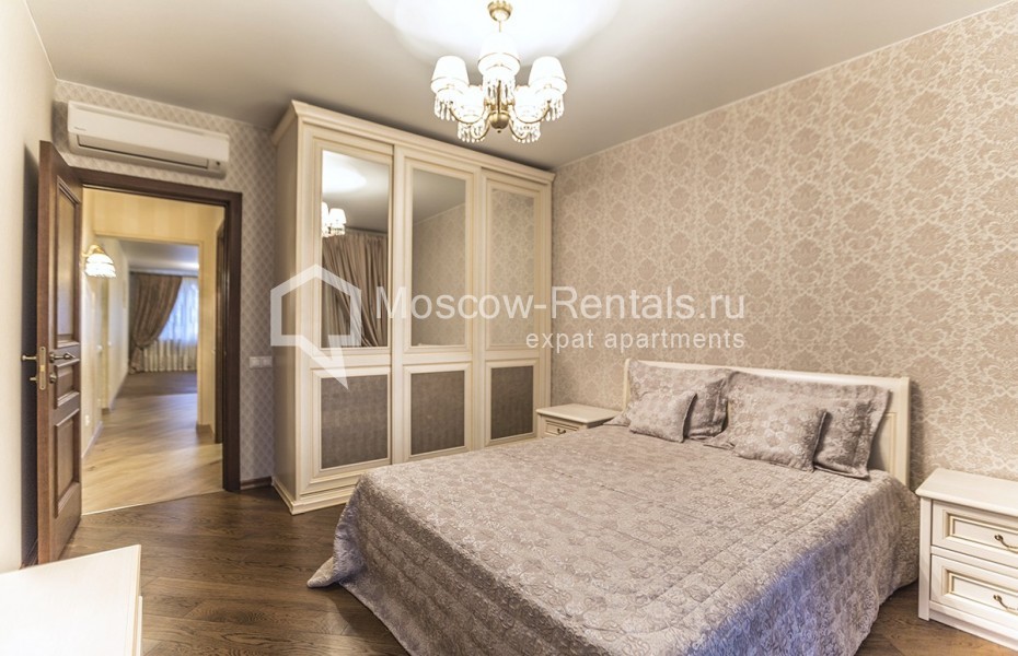 Photo #5 3-room (2 BR) apartment for <a href="http://moscow-rentals.ru/en/articles/long-term-rent" target="_blank">a long-term</a> rent
 in Russia, Moscow, Kastanaevskaya str, 45 к 2