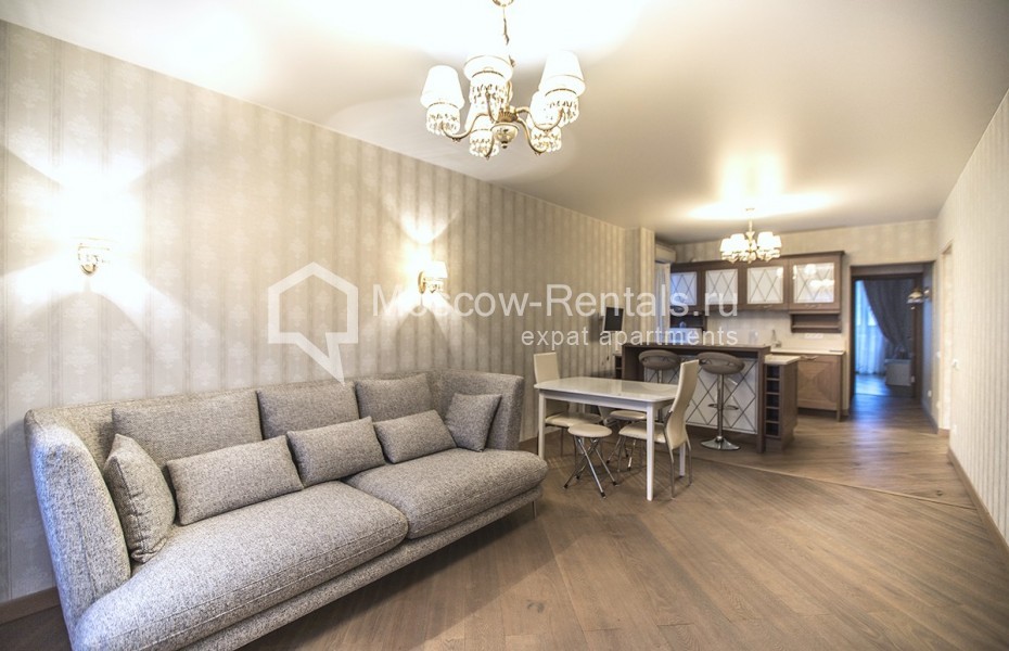 Photo #1 3-room (2 BR) apartment for <a href="http://moscow-rentals.ru/en/articles/long-term-rent" target="_blank">a long-term</a> rent
 in Russia, Moscow, Kastanaevskaya str, 45 к 2