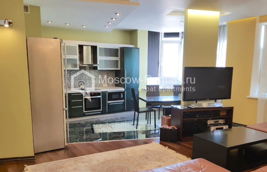 Photo #1 4-room (3 BR) apartment for <a href="http://moscow-rentals.ru/en/articles/long-term-rent" target="_blank">a long-term</a> rent
 in Russia, Moscow, Michurinskyi prosp, 7К1