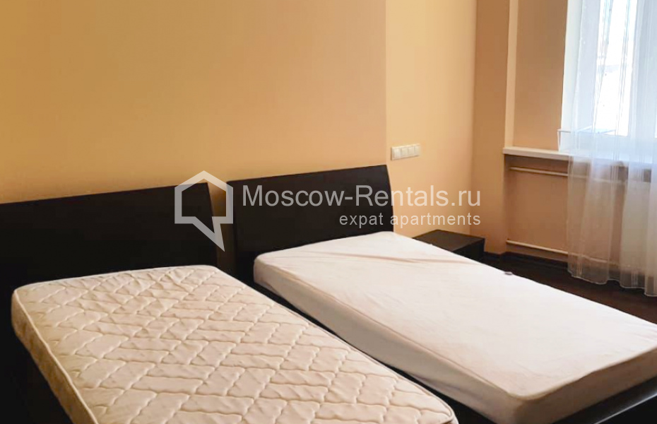 Photo #8 4-room (3 BR) apartment for <a href="http://moscow-rentals.ru/en/articles/long-term-rent" target="_blank">a long-term</a> rent
 in Russia, Moscow, Michurinskyi prosp, 7К1