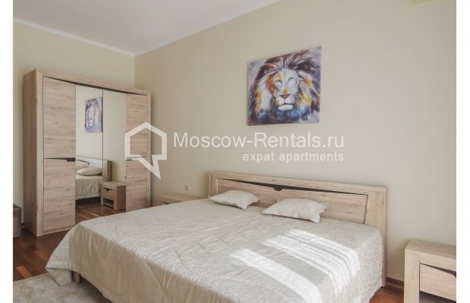 Photo #8 4-room (3 BR) apartment for <a href="http://moscow-rentals.ru/en/articles/long-term-rent" target="_blank">a long-term</a> rent
 in Russia, Moscow, Kutuzovskyi prosp., 45