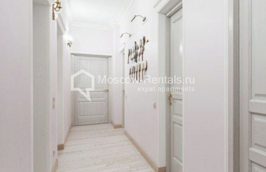Photo #19 5-room (4 BR) apartment for <a href="http://moscow-rentals.ru/en/articles/long-term-rent" target="_blank">a long-term</a> rent
 in Russia, Moscow, Vernadskogo prosp, 92К1