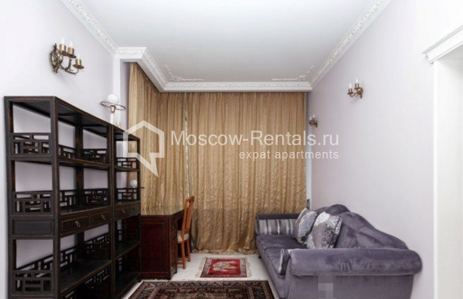 Photo #13 5-room (4 BR) apartment for <a href="http://moscow-rentals.ru/en/articles/long-term-rent" target="_blank">a long-term</a> rent
 in Russia, Moscow, Vernadskogo prosp, 92К1