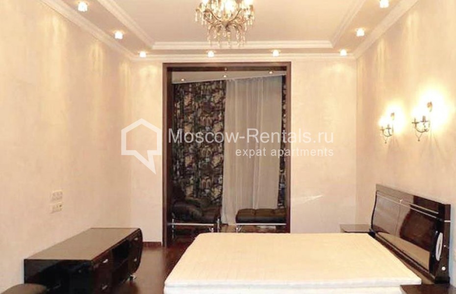 Photo #14 4-room (3 BR) apartment for <a href="http://moscow-rentals.ru/en/articles/long-term-rent" target="_blank">a long-term</a> rent
 in Russia, Moscow, Vernadskogo prosp, 105к4