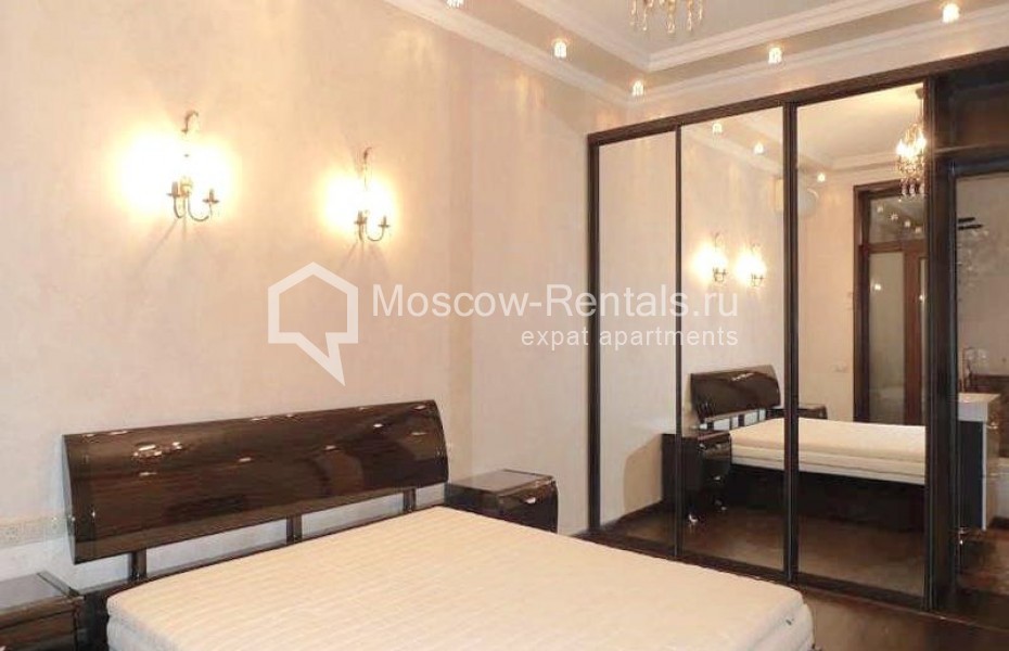 Photo #12 4-room (3 BR) apartment for <a href="http://moscow-rentals.ru/en/articles/long-term-rent" target="_blank">a long-term</a> rent
 in Russia, Moscow, Vernadskogo prosp, 105к4