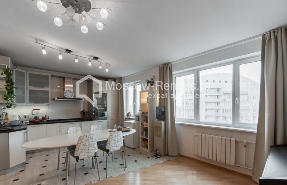Photo #2 4-room (3 BR) apartment for <a href="http://moscow-rentals.ru/en/articles/long-term-rent" target="_blank">a long-term</a> rent
 in Russia, Moscow, Lobachevskogo str, 92К3