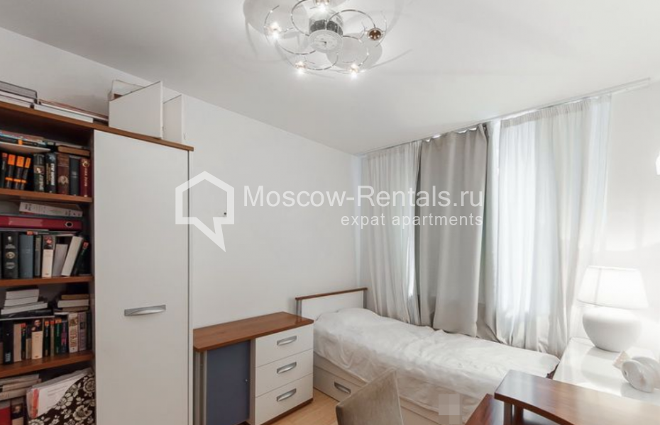 Photo #16 4-room (3 BR) apartment for <a href="http://moscow-rentals.ru/en/articles/long-term-rent" target="_blank">a long-term</a> rent
 in Russia, Moscow, Lobachevskogo str, 92К3