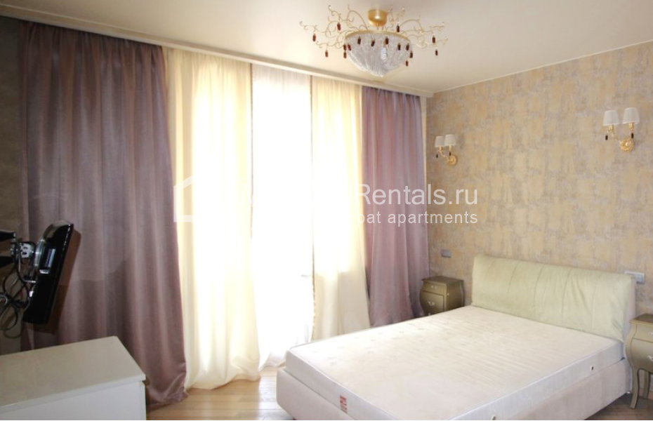 Photo #8 4-room (3 BR) apartment for <a href="http://moscow-rentals.ru/en/articles/long-term-rent" target="_blank">a long-term</a> rent
 in Russia, Moscow, Ramenki str, 20