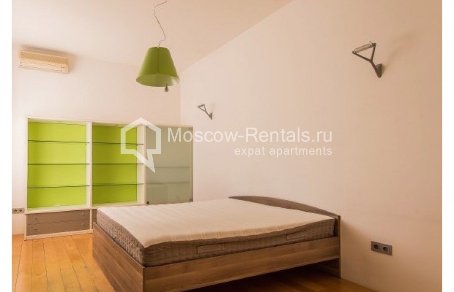 Photo #4 4-room (3 BR) apartment for <a href="http://moscow-rentals.ru/en/articles/long-term-rent" target="_blank">a long-term</a> rent
 in Russia, Moscow, Udaltsova str, 52